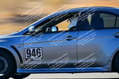 media/Oct-18-2025-Extreme Speed (Sat) [[d6d7e1fef1]]/Group 2 Green/Session 1 (Turn 4)/